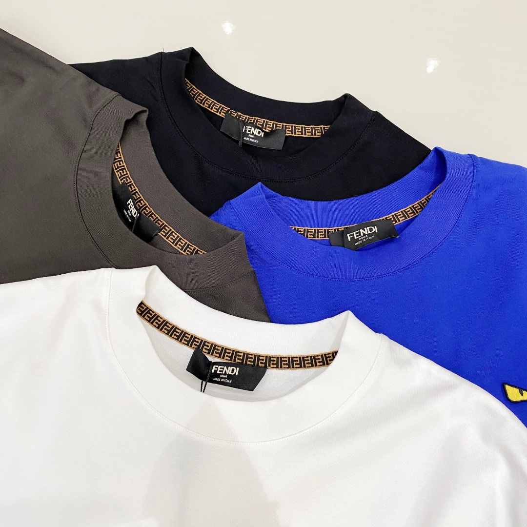  Fend*🆕 2025ss春夏新款棉质圆领短袖T恤 胸小怪兽眼睛标识 顶级丝光棉面料定制 标准版型 
