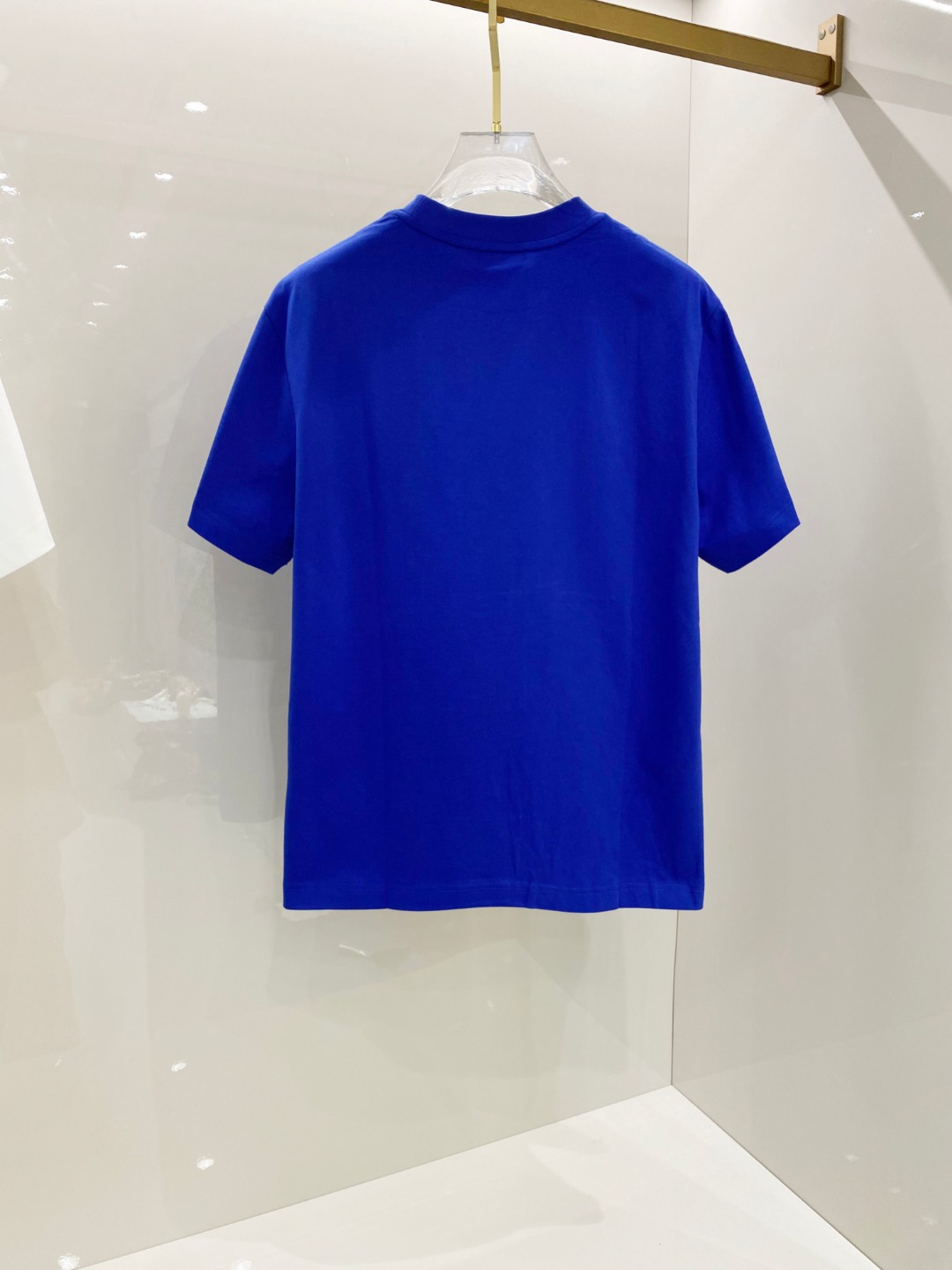  Fend*🆕 2025ss春夏新款棉质圆领短袖T恤 胸小怪兽眼睛标识 顶级丝光棉面料定制 标准版型 
