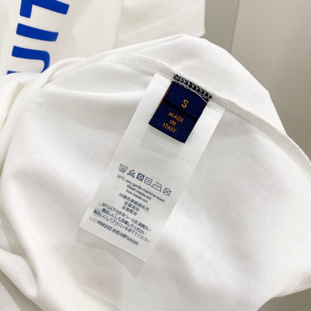  LV 2025ss春夏新款棉质圆领短袖T恤 胸前印花工艺 顶级丝光棉面料定制 标准版型
黑 白 卡其 