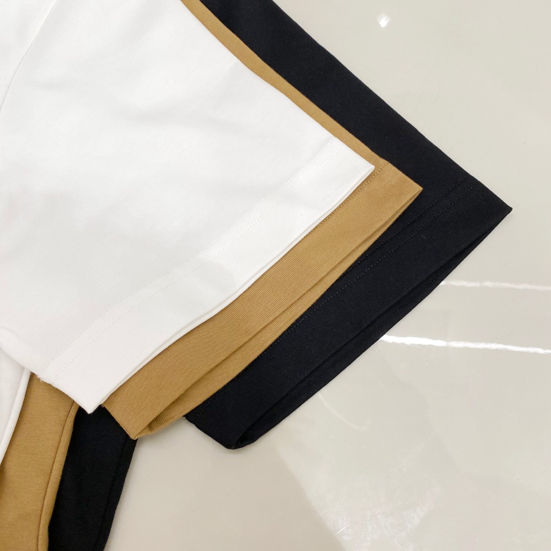  迪奥 2025早春 最新款短袖T恤，原标 定制面料，手感柔软，穿着舒适，做工精细.上身效果无敌帅气， 