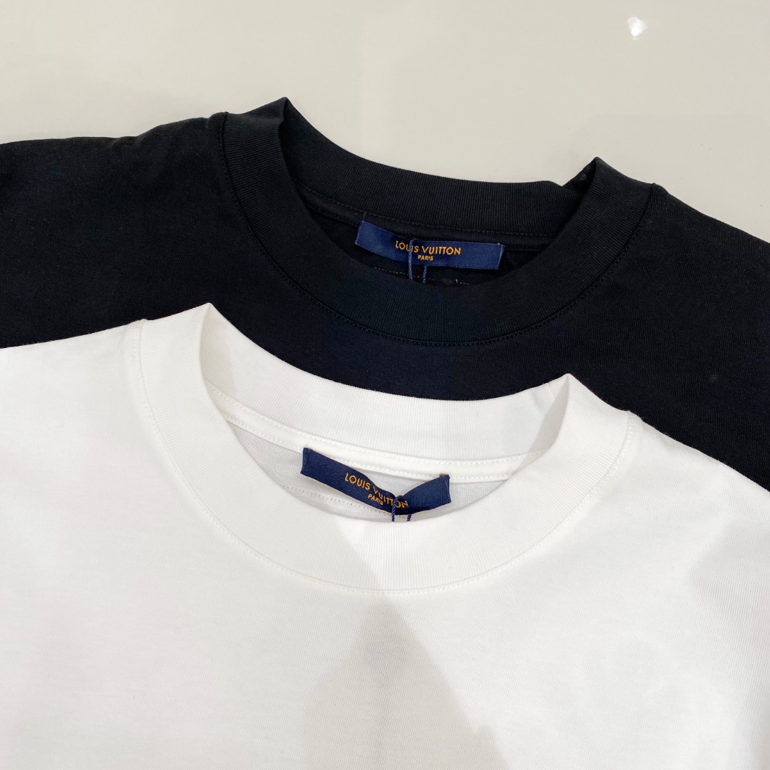  罗意威 2025早春 最新款短袖T恤，原标 定制面料，手感柔软，穿着舒适，做工精细.上身效果无敌帅气，