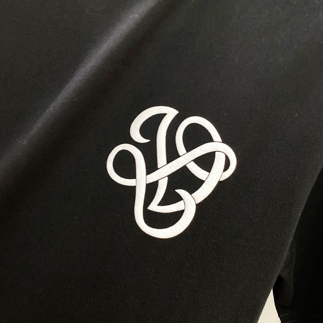  罗意威 2025早春 最新款短袖T恤，原标 定制面料，手感柔软，穿着舒适，做工精细.上身效果无敌帅气，