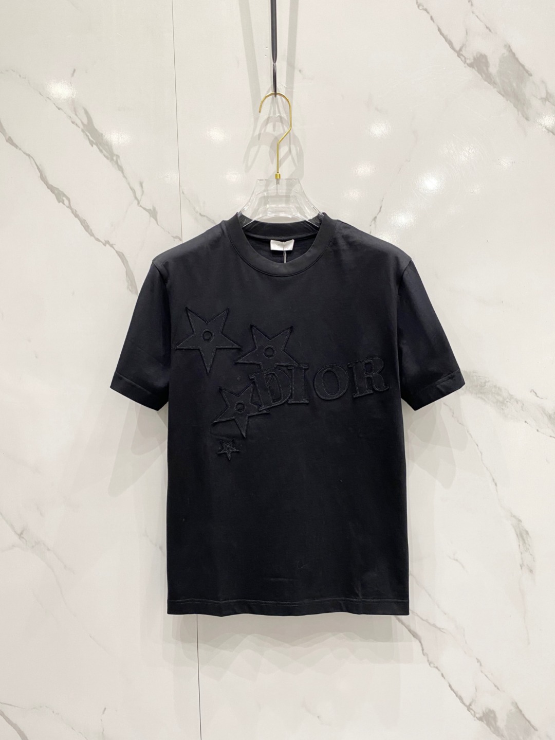 NO:117756,Dior 2025 Early Spring Latest Short-sleeved T-shirt, original logo Customized fabric, soft feel, comfortable to wear, fine workmanship. The upper body effect is invincible and handsome, size S-2xl,,dior,T-shirt,tees,t-shirt,alexander wang19860909迪奥 2025早春 最新款短袖T恤,原标 定制面料,手感柔软,穿着舒适,做工精细.上身效果无敌帅气, 码数 S-2xl,,dior,T-shirt,tees，t-shirt,alexander wang,Men's clothing