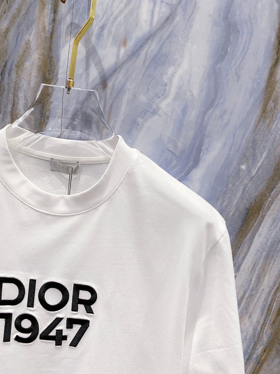 Dior 1947 Cotton T-Shirt - Classic Round Neck, Embroidered Logo, Unisex Style 7 o 1ig65b5pd1639gslra4joiir5