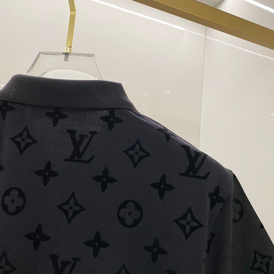  LV 2025ss夏季新款 logo男士翻领Polo衫！经典商务男款，高端男装的天花板级别的商务男款！