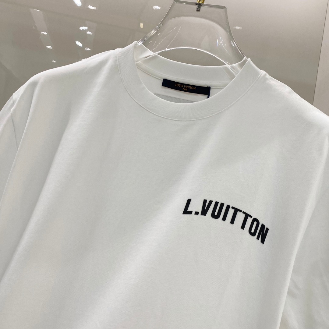  LV 2025早春新款男女同款👫短袖T恤，！定制专属纯棉面料，定制原版工艺螺纹，胸前重工字母logo工