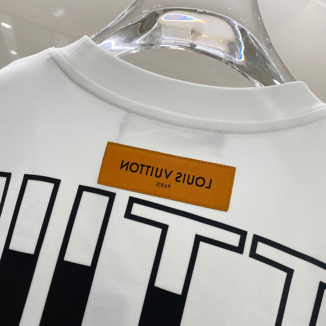  LV 2025早春新款男女同款👫短袖T恤，！定制专属纯棉面料，定制原版工艺螺纹，胸前重工字母logo工