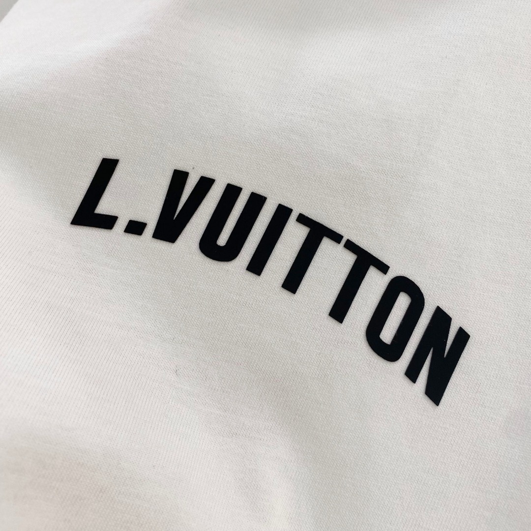  LV 2025早春新款男女同款👫短袖T恤，！定制专属纯棉面料，定制原版工艺螺纹，胸前重工字母logo工