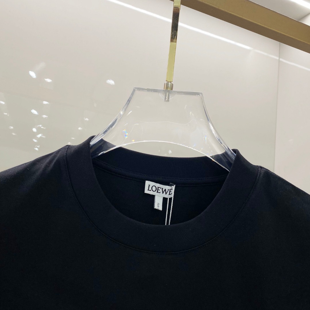  罗意威 2025早春新款男女同款👫短袖T恤，！定制专属纯棉面料，定制原版工艺螺纹，胸前重工字母logo