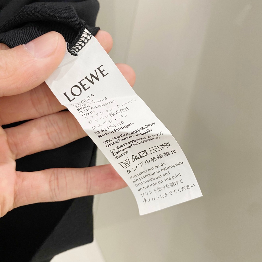  罗意威 2025早春新款男女同款👫短袖T恤，！定制专属纯棉面料，定制原版工艺螺纹，胸前重工字母logo