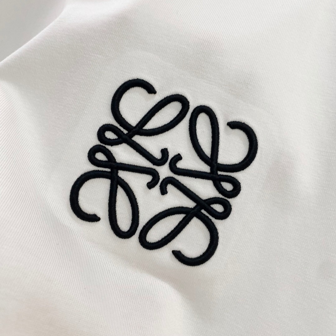  罗意威 2025早春新款男女同款👫短袖T恤，！定制专属纯棉面料，定制原版工艺螺纹，胸前重工字母logo