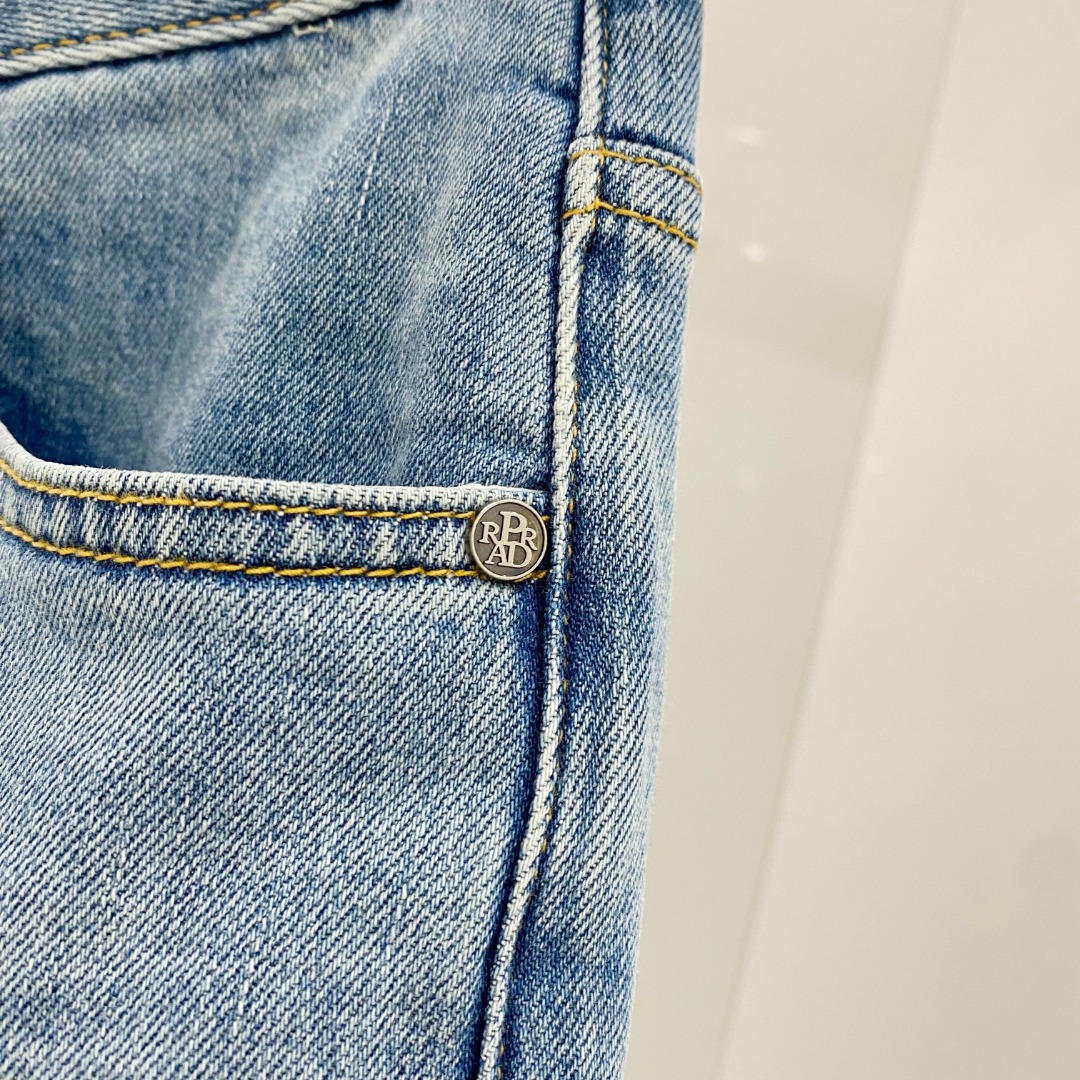  普拉达 2025ss春夏新款修身小脚牛仔裤 完美洗水工艺 定制顶级五金logo 独家定制微弹面料 码数