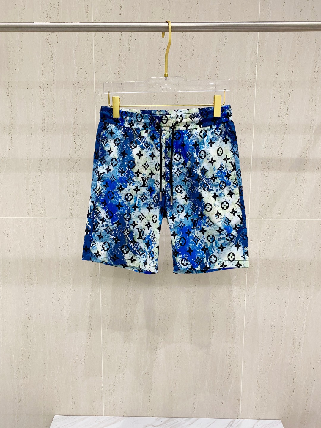 NO:417202,LV new quick-dry shorts Size M-4XL, louis vuitton, shorts, alexander wang19860909LV 新款速干短裤 码数M-4XL,,louis vuitton,shorts,alexander wang,Men's clothing