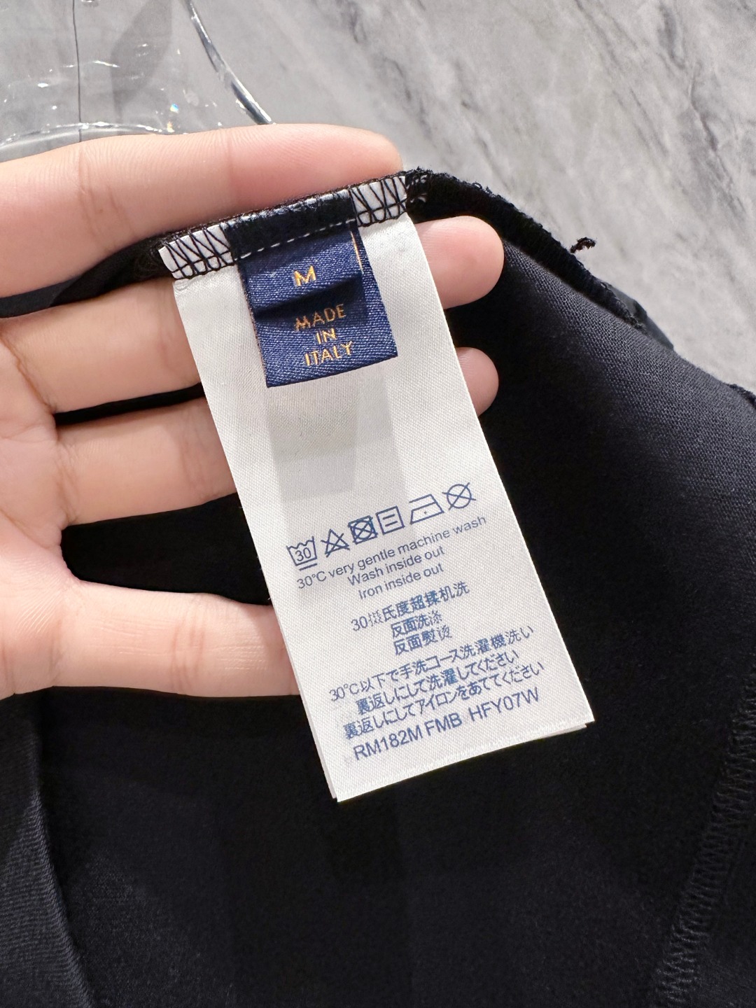  LV 2025春夏新款男女同款👫短袖T恤，！定制专属纯棉面料，定制原版工艺螺纹，胸前重工字母logo工