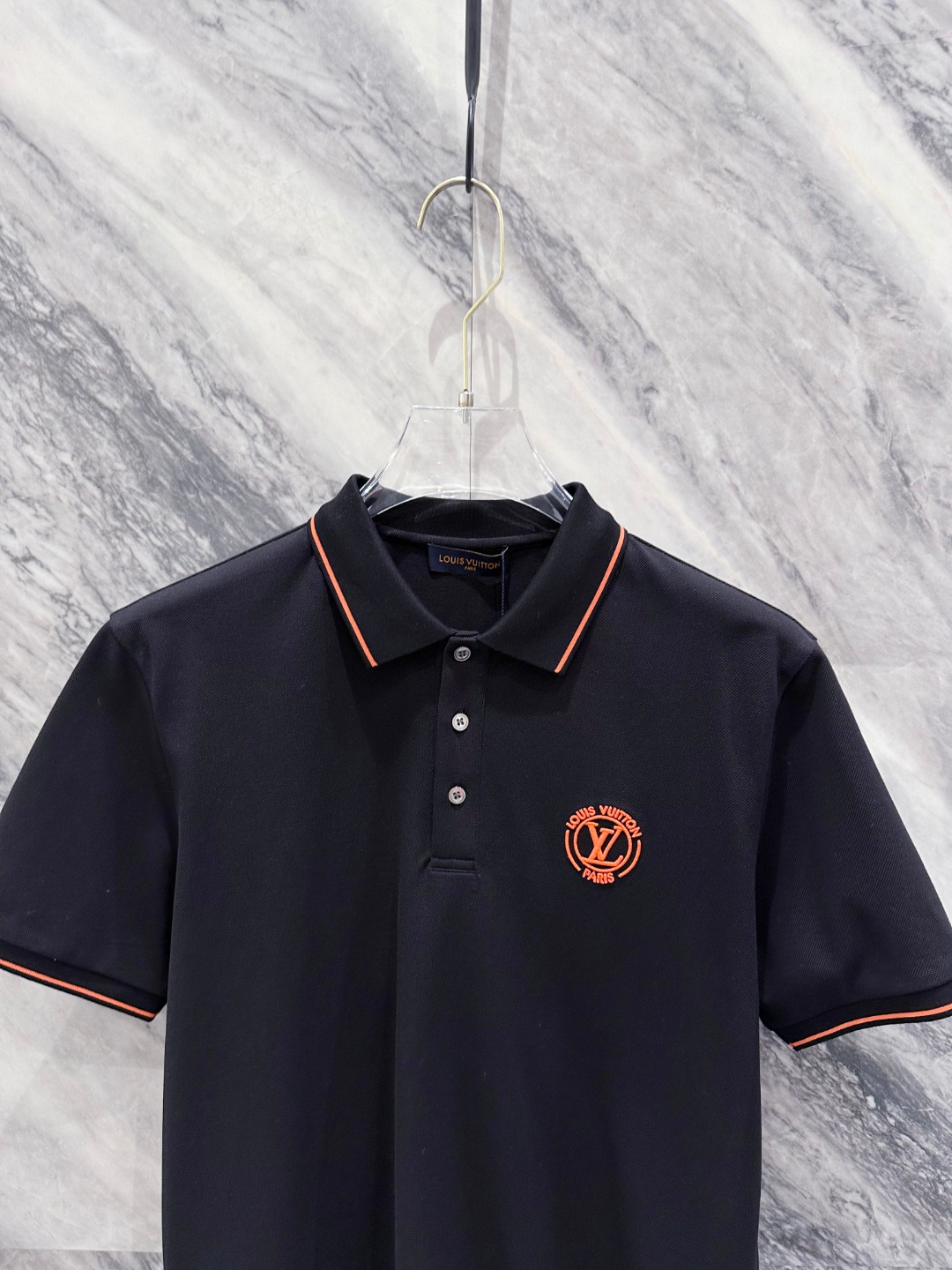  LV 2025ss夏季新款 logo男士翻领Polo衫！经典商务男款，高端男装的天花板级别的商务男款！