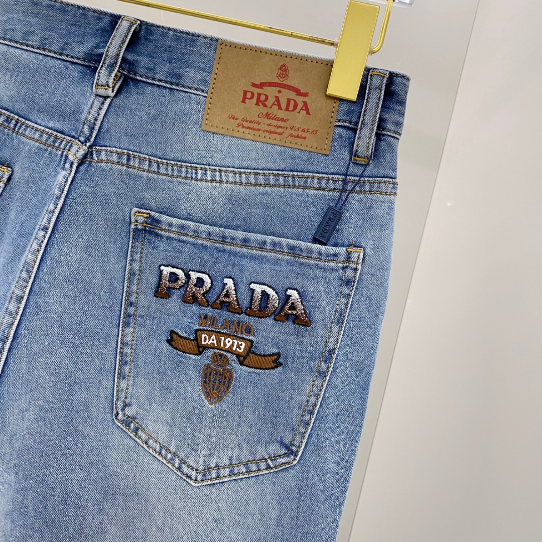  普拉达 2025春夏新款男士休闲牛仔裤，顶级品质！渠道订单，官网同步出售！！原厂订制牛仔全棉材质！适合