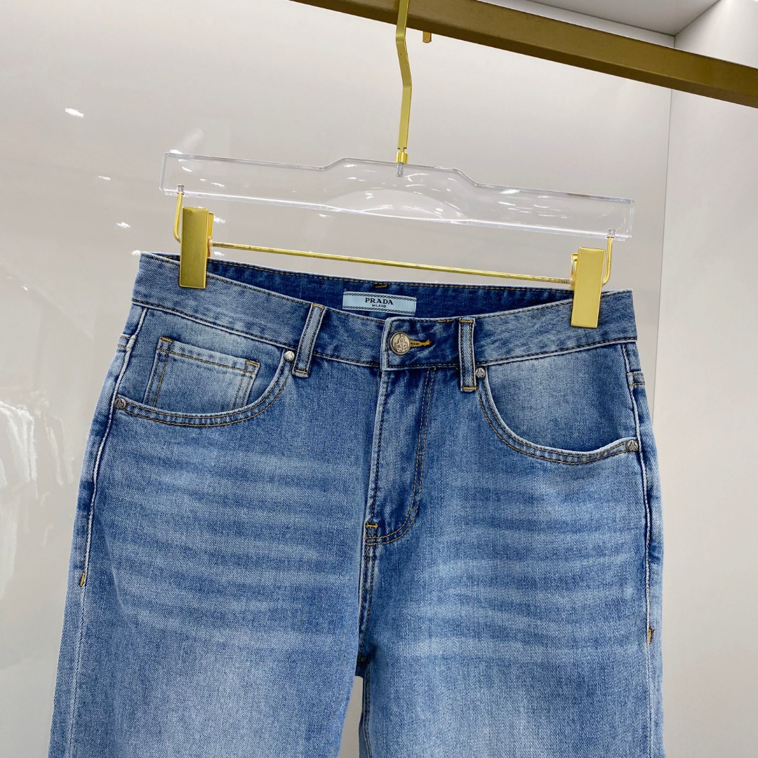  普拉达 2025春夏新款男士休闲牛仔裤，顶级品质！渠道订单，官网同步出售！！原厂订制牛仔全棉材质！适合