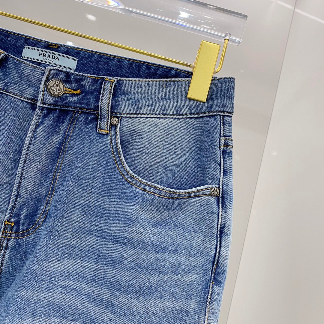  普拉达 2025春夏新款男士休闲牛仔裤，顶级品质！渠道订单，官网同步出售！！原厂订制牛仔全棉材质！适合