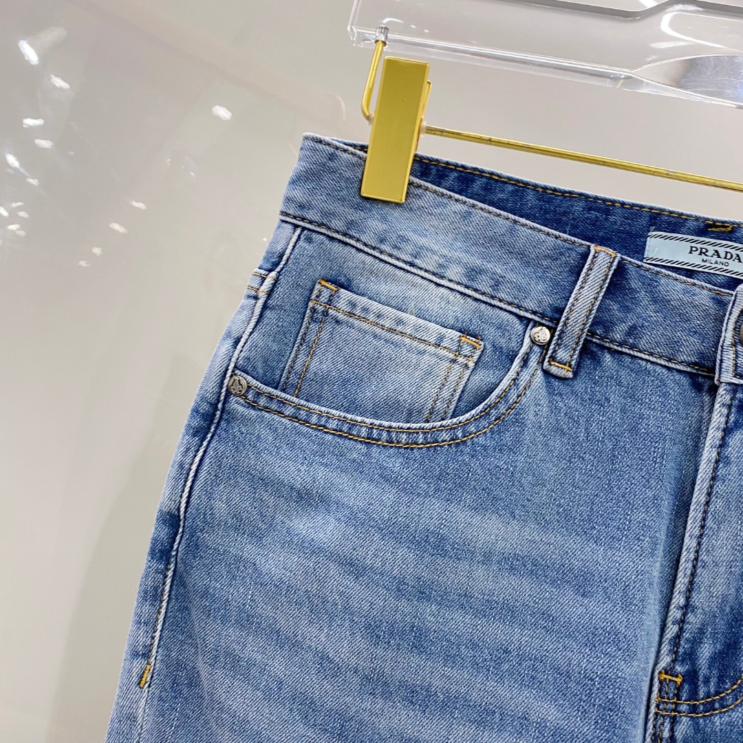  普拉达 2025春夏新款男士休闲牛仔裤，顶级品质！渠道订单，官网同步出售！！原厂订制牛仔全棉材质！适合