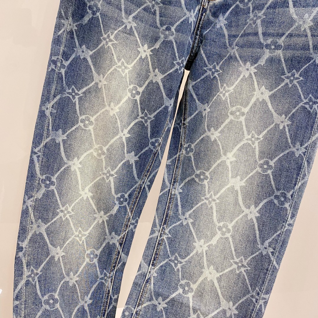  LV 2025春夏新款男士休闲牛仔裤，顶级品质！渠道订单，官网同步出售！！原厂订制牛仔全棉材质！适合休