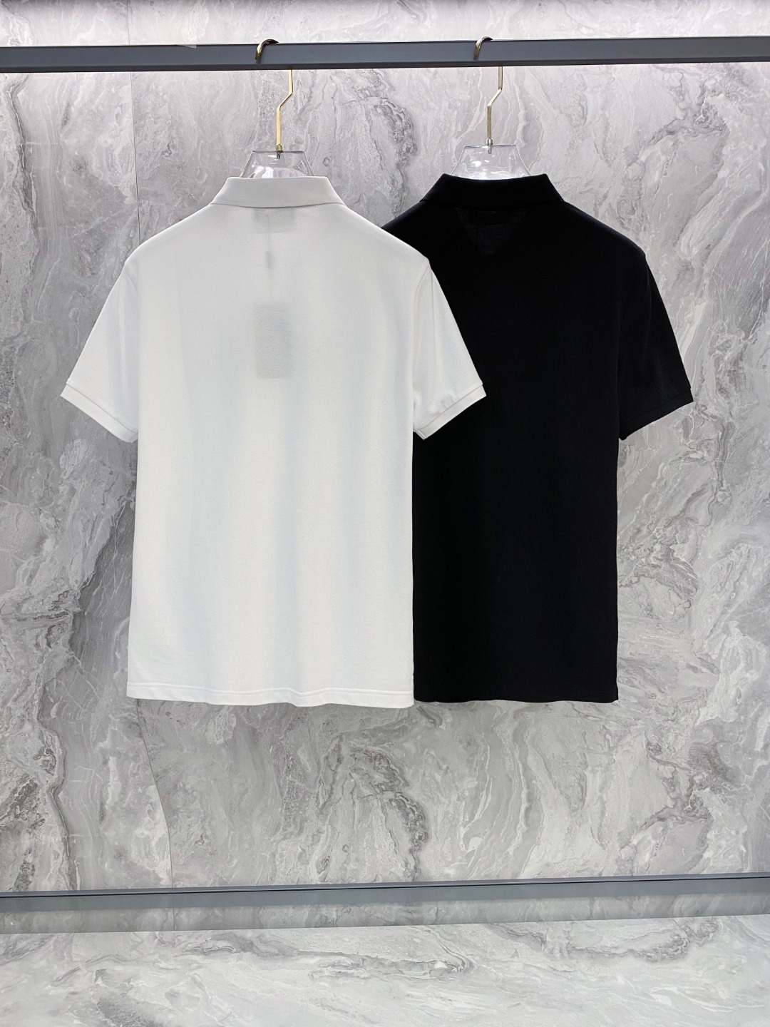 芬迪 2026ss夏季新款 logo男士翻领Polo衫！经典商务男款，高端男装的天花板级别的商务男款！简