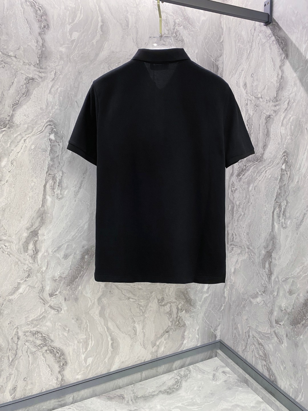 芬迪 2026ss夏季新款 logo男士翻领Polo衫！经典商务男款，高端男装的天花板级别的商务男款！简