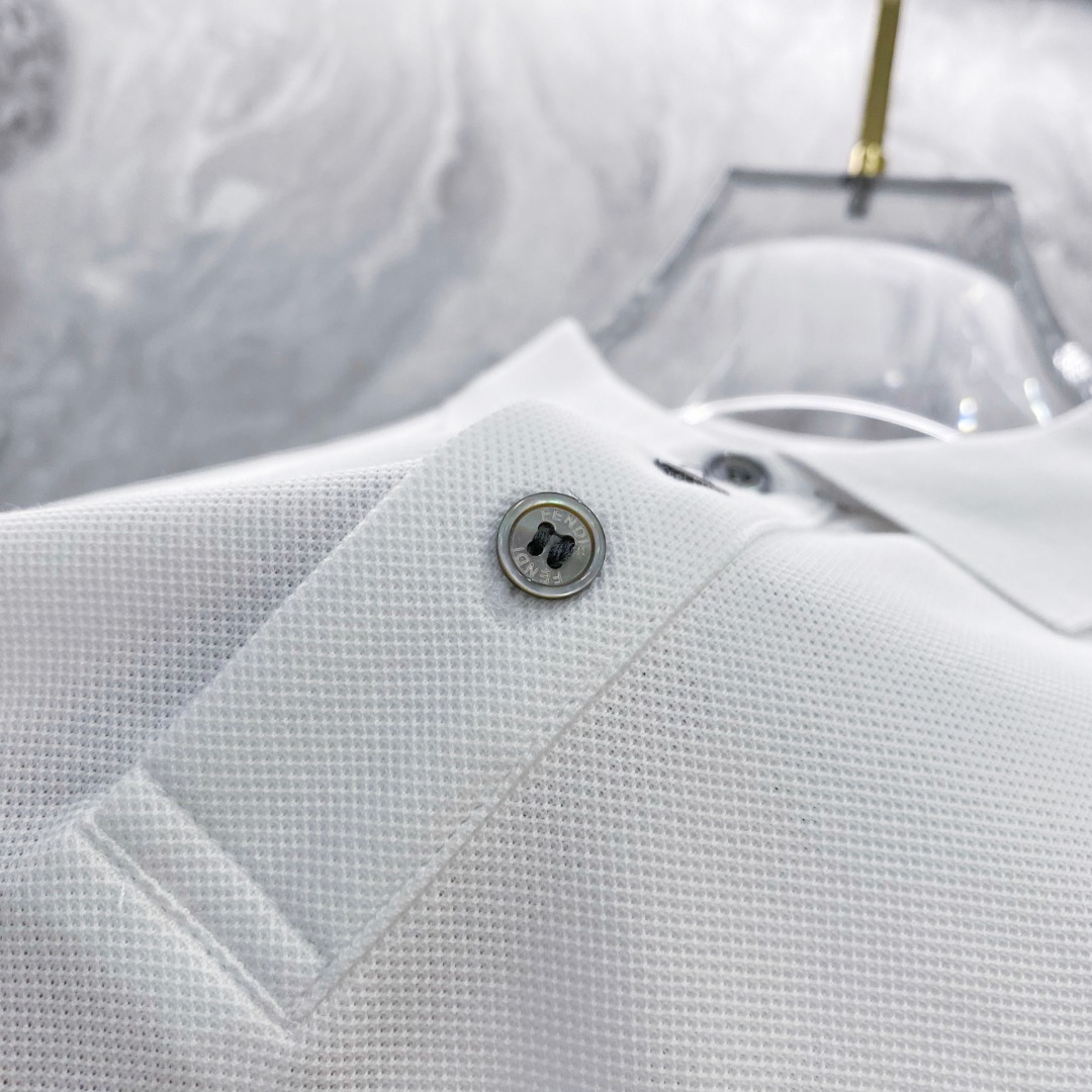 芬迪 2026ss夏季新款 logo男士翻领Polo衫！经典商务男款，高端男装的天花板级别的商务男款！简