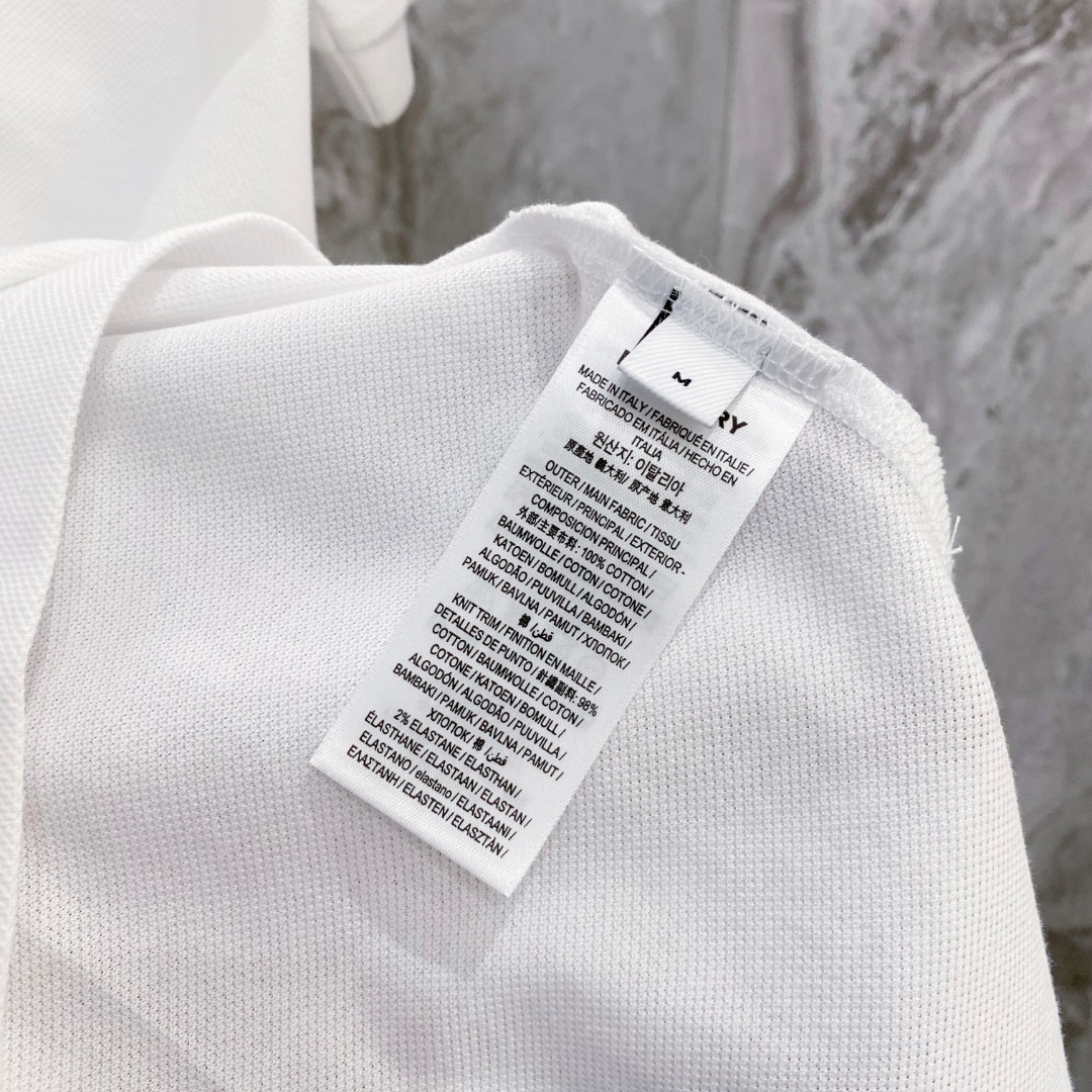 巴宝莉 2026ss夏季新款 logo男士翻领Polo衫！经典商务男款，高端男装的天花板级别的商务男款！