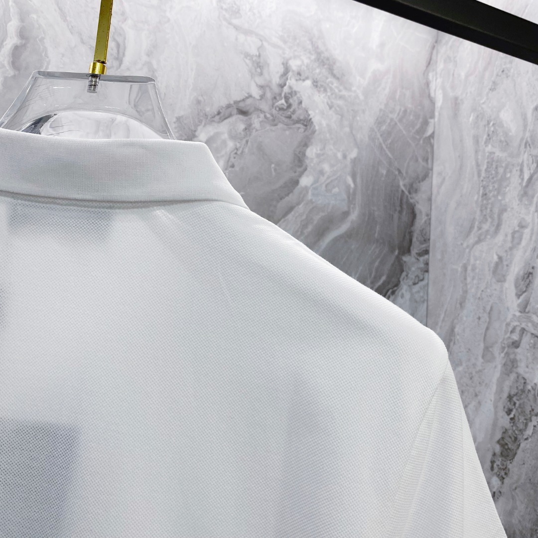 普拉达 2026ss夏季新款 logo男士翻领Polo衫！经典商务男款，高端男装的天花板级别的商务男款！