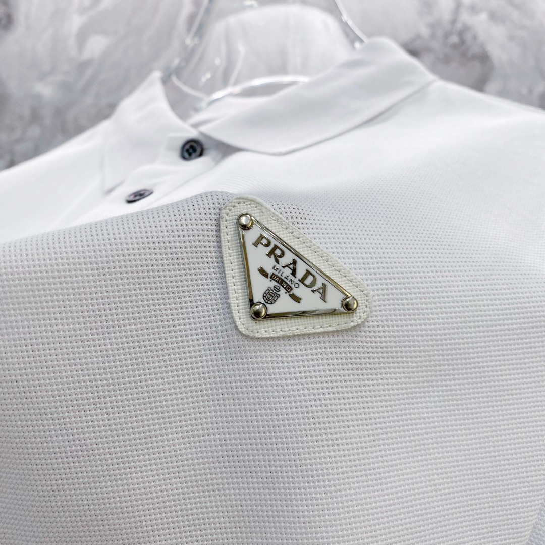 普拉达 2026ss夏季新款 logo男士翻领Polo衫！经典商务男款，高端男装的天花板级别的商务男款！