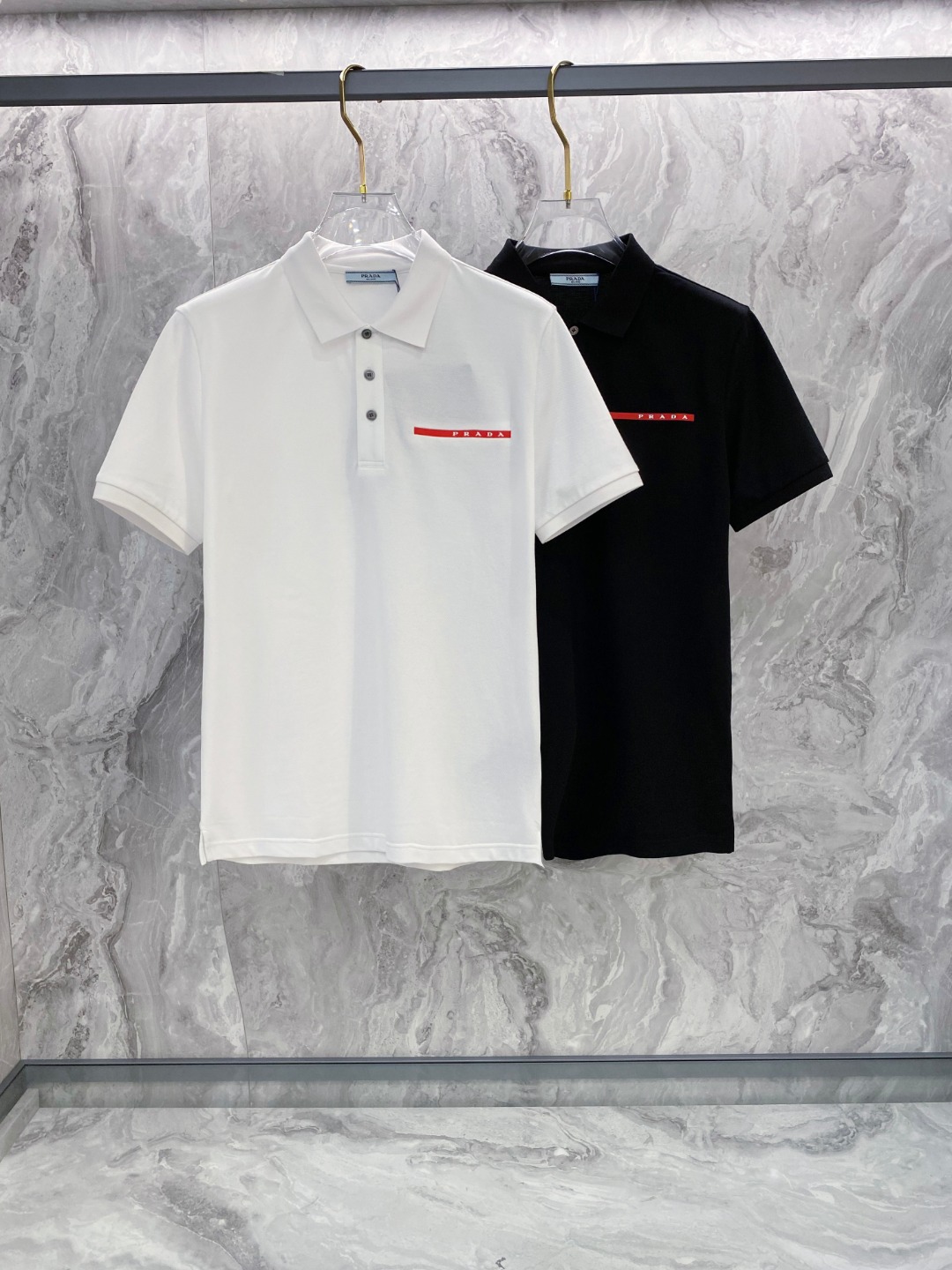 普拉达 2026ss夏季新款 logo男士翻领Polo衫！经典商务男款，高端男装的天花板级别的商务男款！