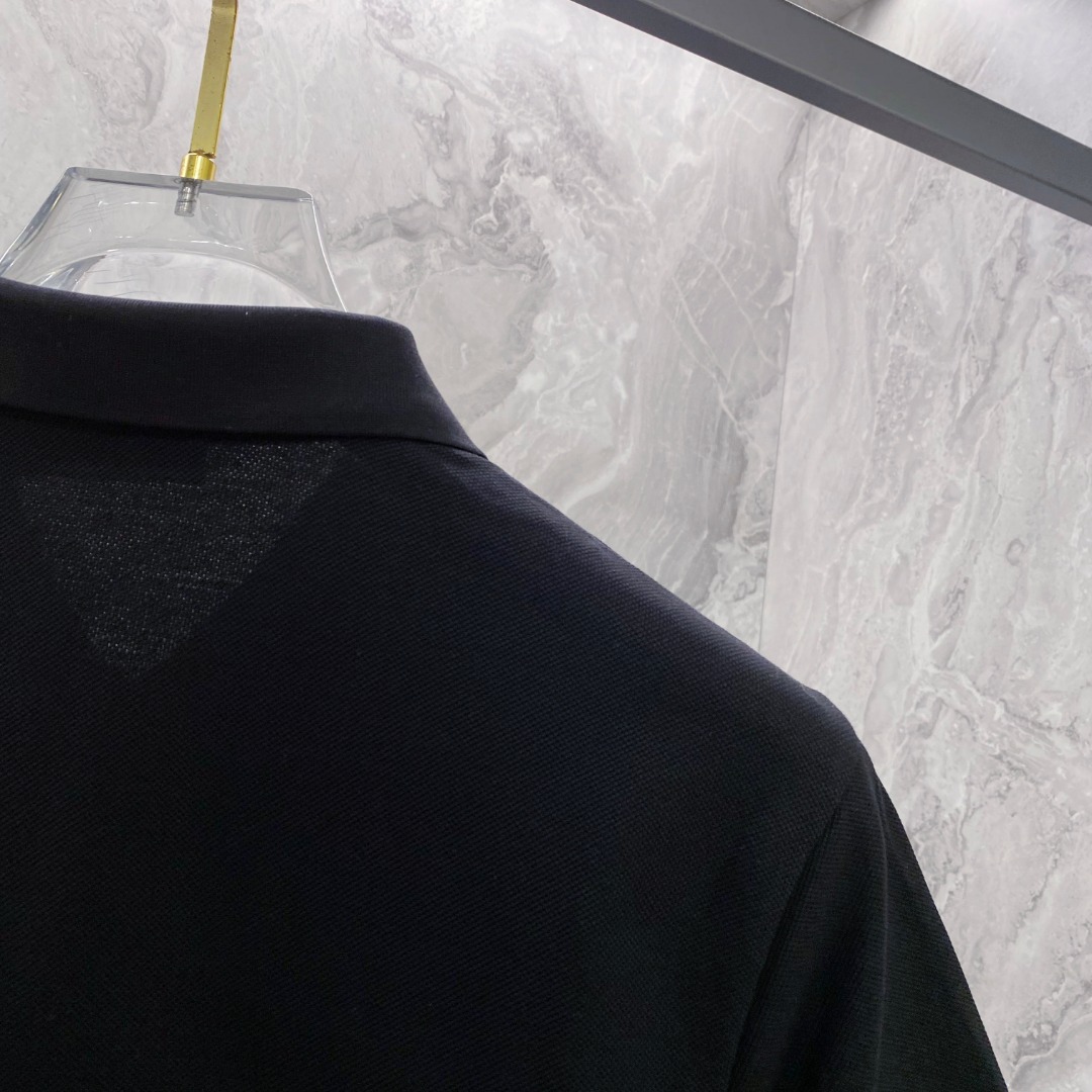 普拉达 2026ss夏季新款 logo男士翻领Polo衫！经典商务男款，高端男装的天花板级别的商务男款！