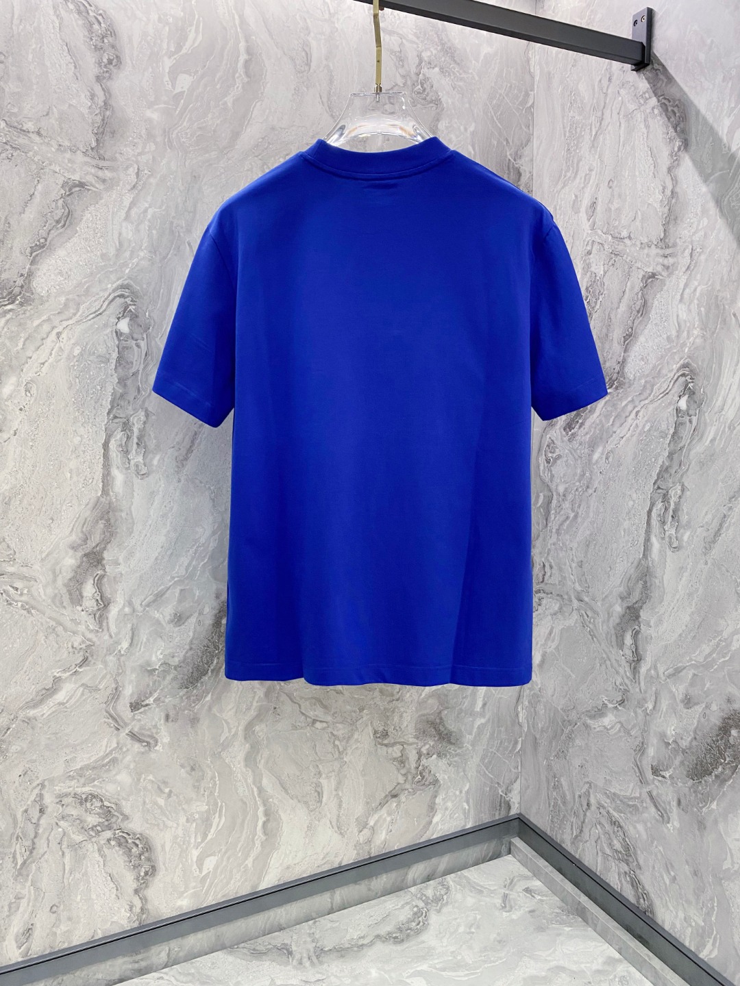 普拉达 2026夏装新款男女同款👫短袖T恤，！定制专属纯棉面料，定制原版工艺螺纹，胸前重工字母logo工