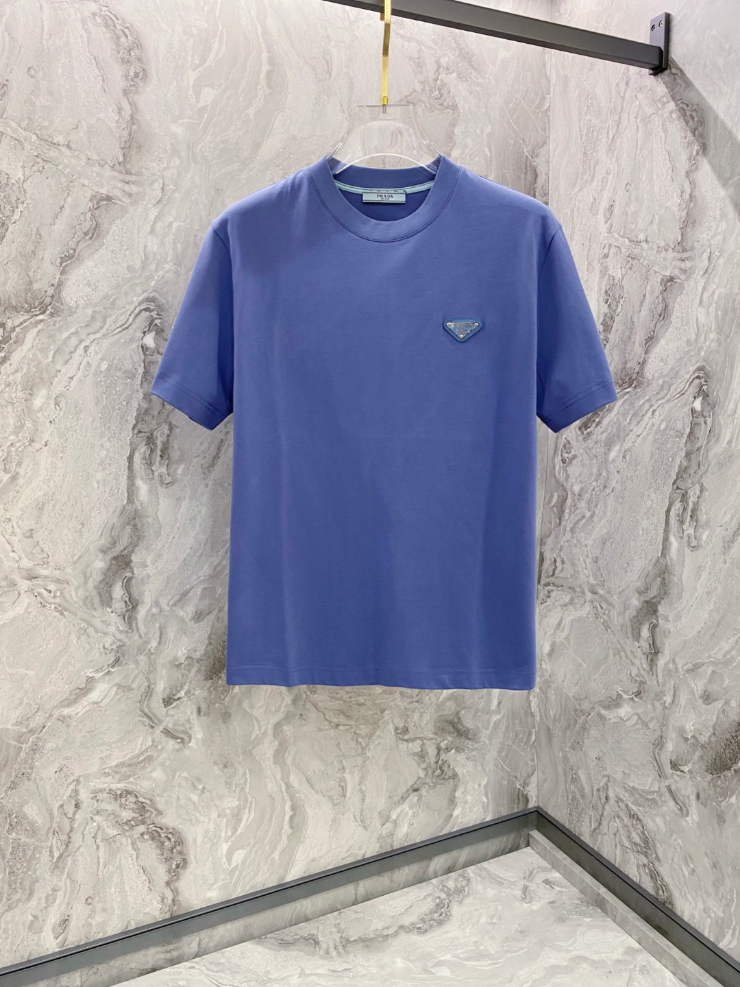 普拉达 2026夏装新款男女同款👫短袖T恤，！定制专属纯棉面料，定制原版工艺螺纹，胸前重工字母logo工