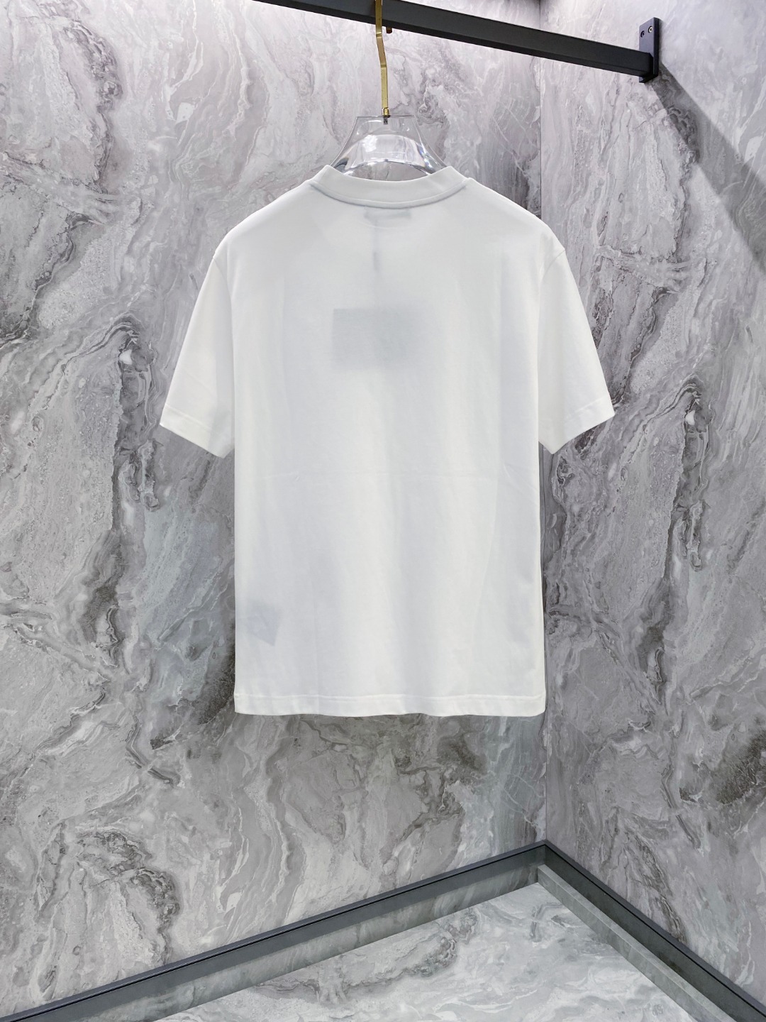 普拉达 2026夏装新款男女同款👫短袖T恤，！定制专属纯棉面料，定制原版工艺螺纹，胸前重工字母logo工