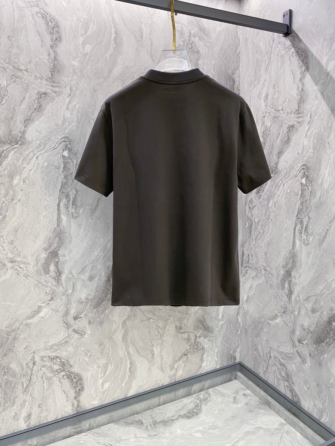 普拉达 2026夏装新款男女同款👫短袖T恤，！定制专属纯棉面料，定制原版工艺螺纹，胸前重工字母logo工