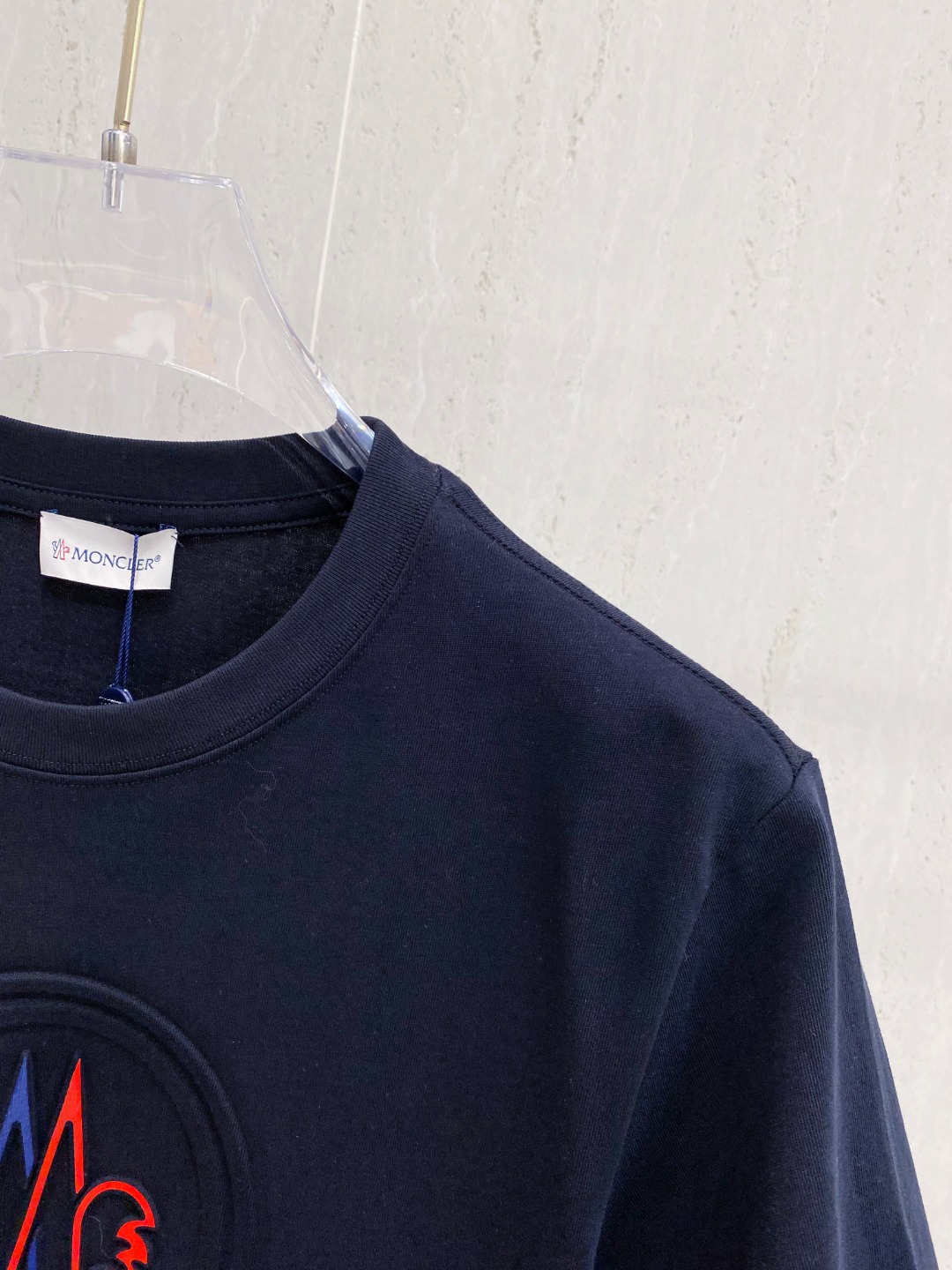 蒙*Moncler 25SS春夏新款首发专柜最新款短袖圆领T恤 高端订制 设计前卫时尚！品牌logo重工