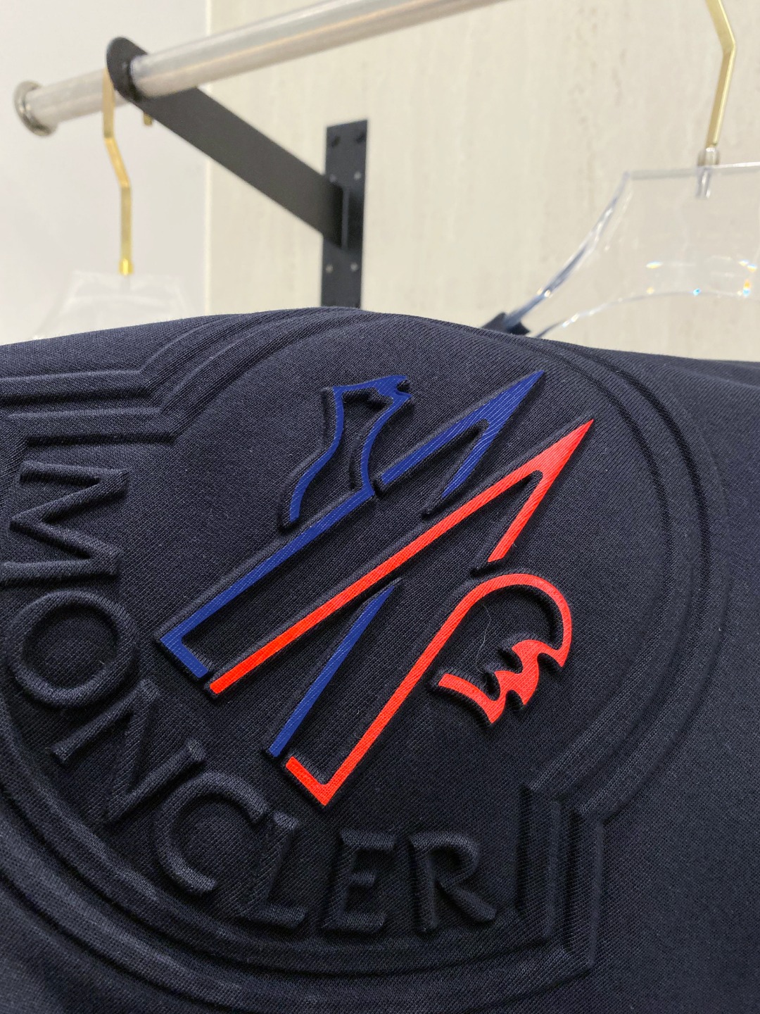 蒙*Moncler 25SS春夏新款首发专柜最新款短袖圆领T恤 高端订制 设计前卫时尚！品牌logo重工