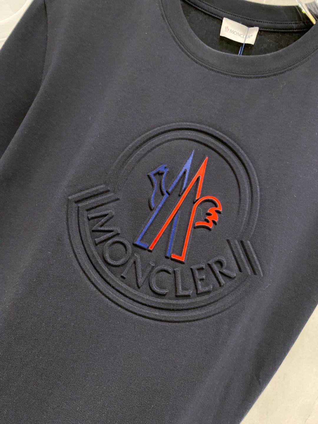 蒙*Moncler 25SS春夏新款首发专柜最新款短袖圆领T恤 高端订制 设计前卫时尚！品牌logo重工