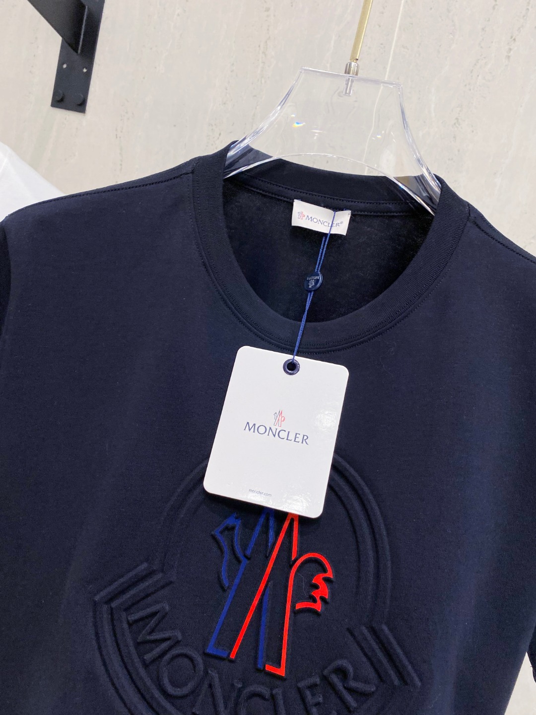 蒙*Moncler 25SS春夏新款首发专柜最新款短袖圆领T恤 高端订制 设计前卫时尚！品牌logo重工