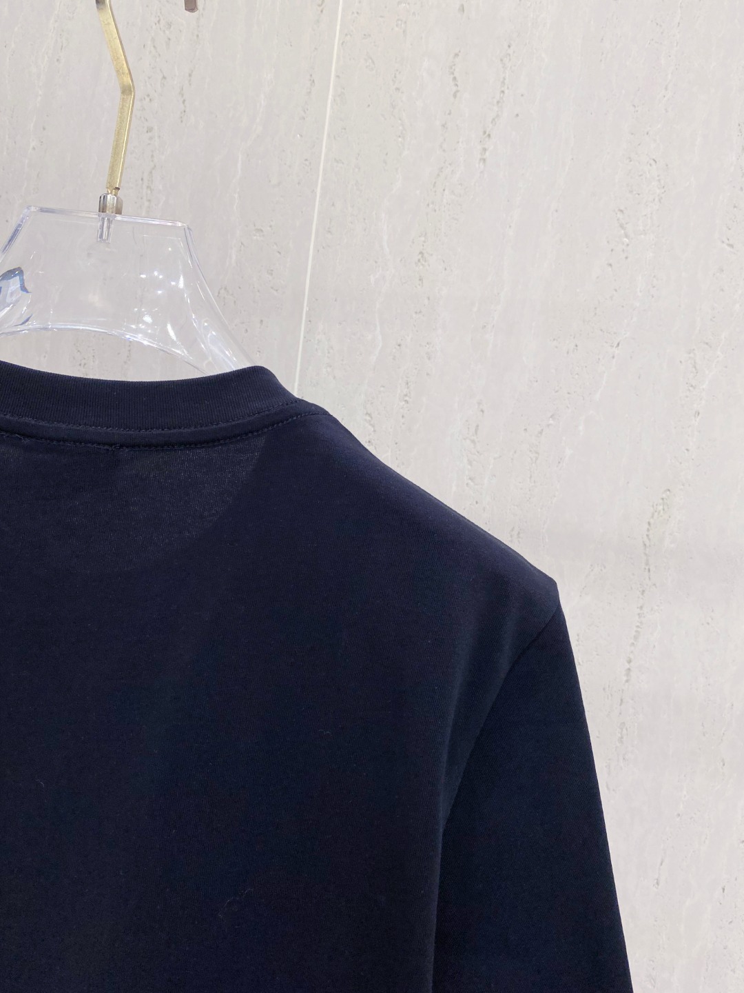 迪*DIOR 25SS春夏新款首发专柜最新款短袖圆领T恤 高端订制 设计前卫时尚！品牌logo重工艺设计