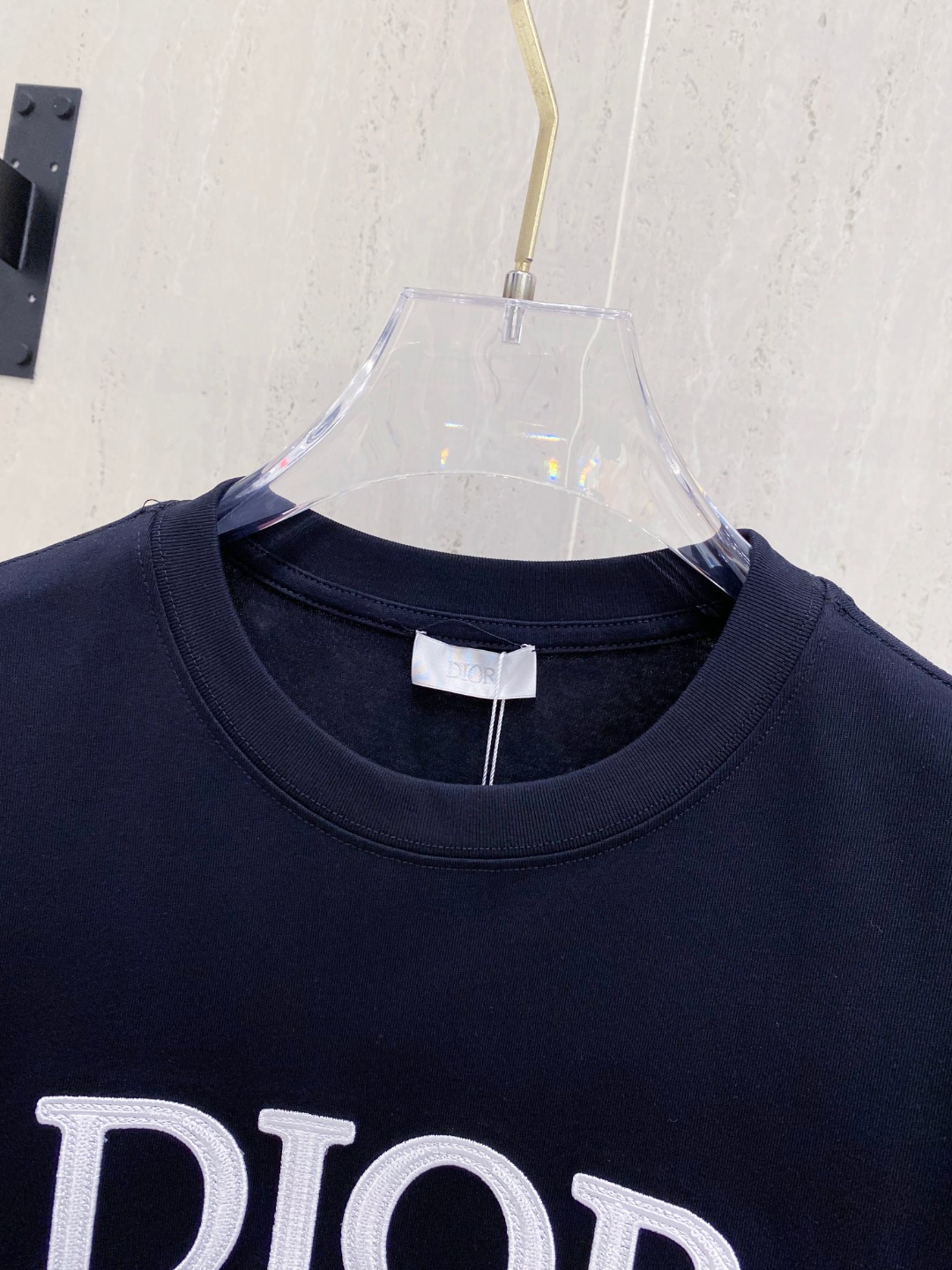 迪*DIOR 25SS春夏新款首发专柜最新款短袖圆领T恤 高端订制 设计前卫时尚！品牌logo重工艺设计