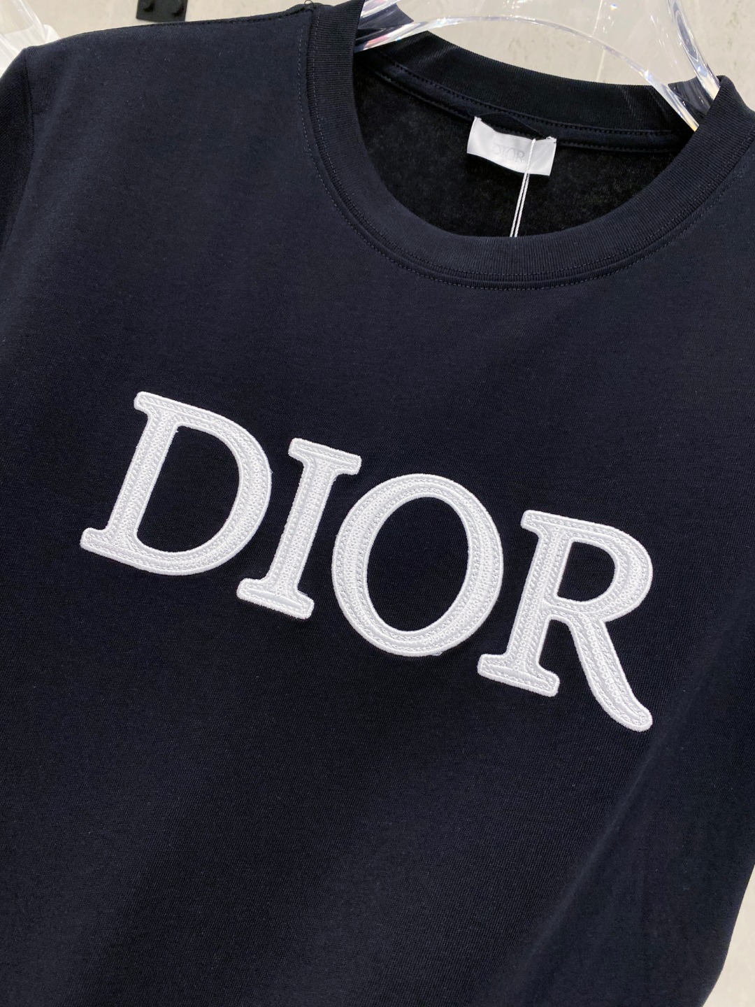 迪*DIOR 25SS春夏新款首发专柜最新款短袖圆领T恤 高端订制 设计前卫时尚！品牌logo重工艺设计