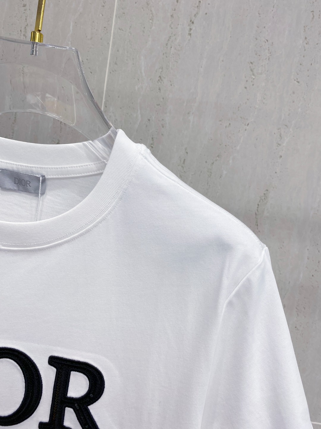 迪*DIOR 25SS春夏新款首发专柜最新款短袖圆领T恤 高端订制 设计前卫时尚！品牌logo重工艺设计