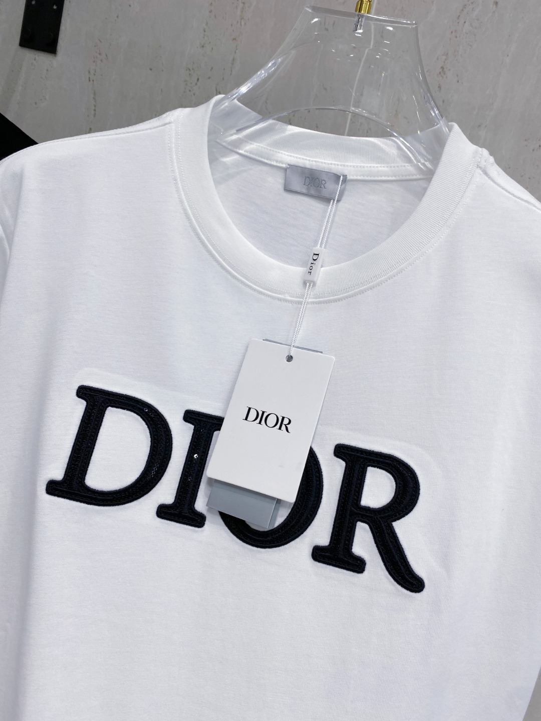 迪*DIOR 25SS春夏新款首发专柜最新款短袖圆领T恤 高端订制 设计前卫时尚！品牌logo重工艺设计