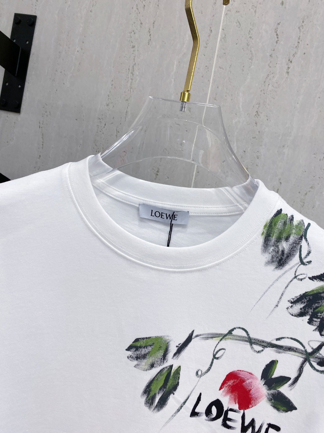 罗意*LOEWE 25SS春夏新款首发专柜最新款短袖圆领T恤 手绘高端订制 设计前卫时尚！品牌logo重