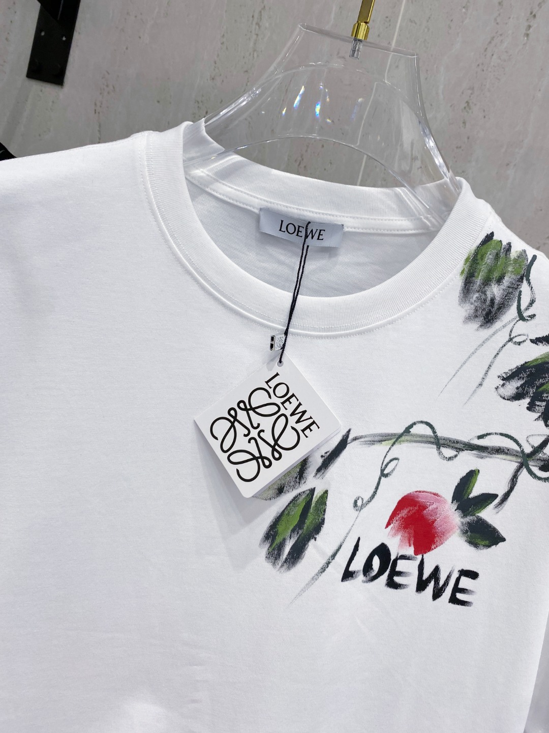 罗意*LOEWE 25SS春夏新款首发专柜最新款短袖圆领T恤 手绘高端订制 设计前卫时尚！品牌logo重