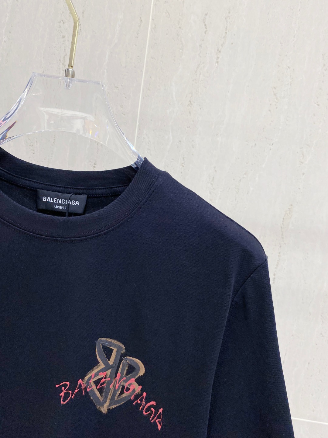 巴黎世*BALENCIAGA 25SS春夏新款首发专柜最新款短袖圆领T恤 手绘高端订制 设计前卫时尚！品