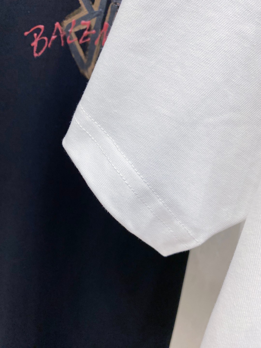 巴黎世*BALENCIAGA 25SS春夏新款首发专柜最新款短袖圆领T恤 手绘高端订制 设计前卫时尚！品