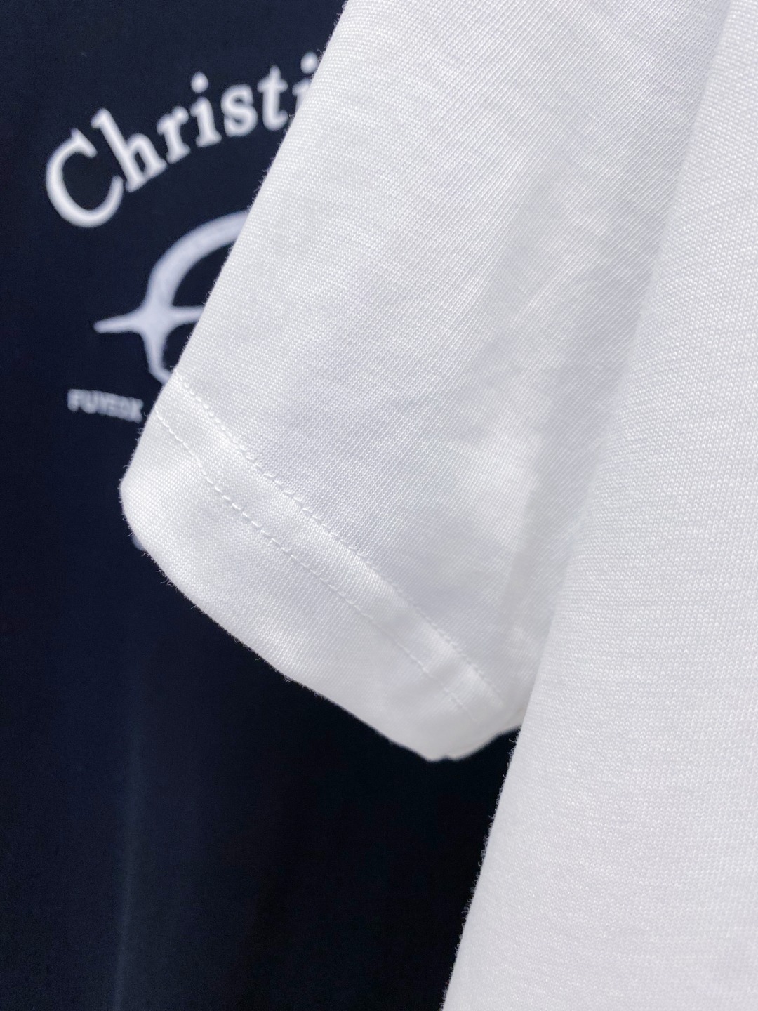 迪*DIOR 25SS春夏新款首发专柜最新款短袖圆领T恤 高端订制 设计前卫时尚！品牌logo重工艺设计